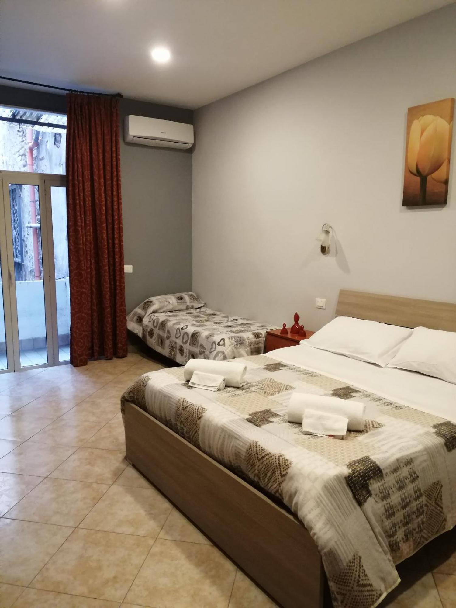 San Gaetano Bed Hotel Naples Room photo